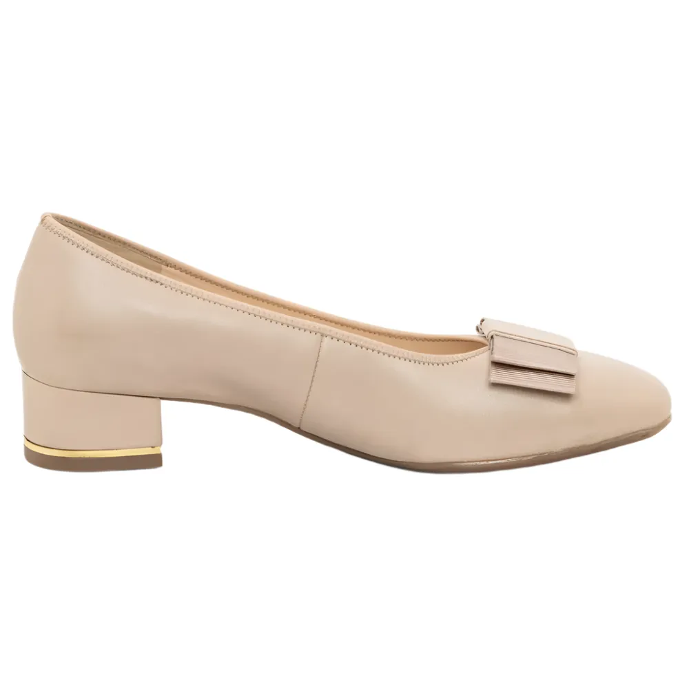 Ara Women's Garnet Block Heel Pump Sand