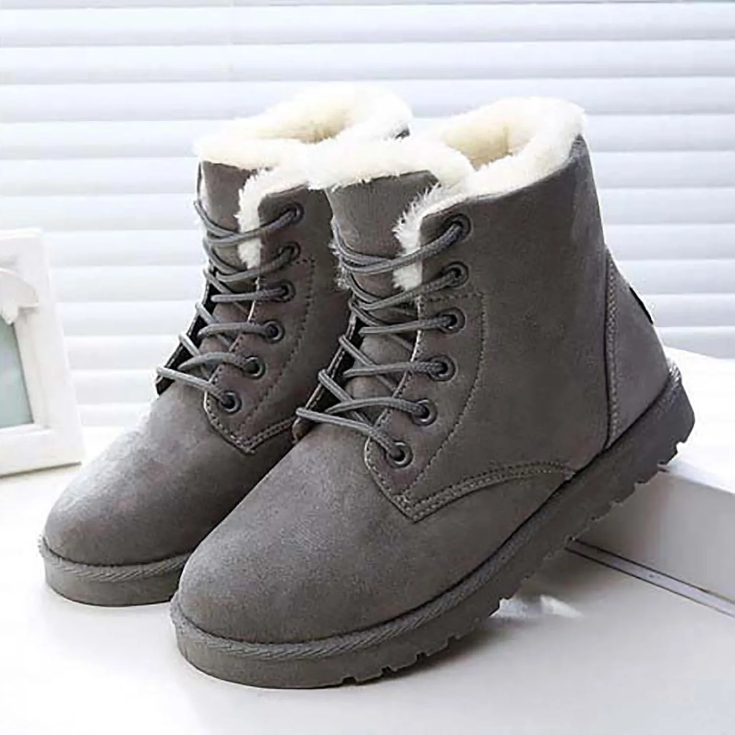 Women's Snow Boots Waterproof Insulated Fur Boots Athletic Sneaker Boots Insulated Trekking Trail Climbing Shoes Duck Boots